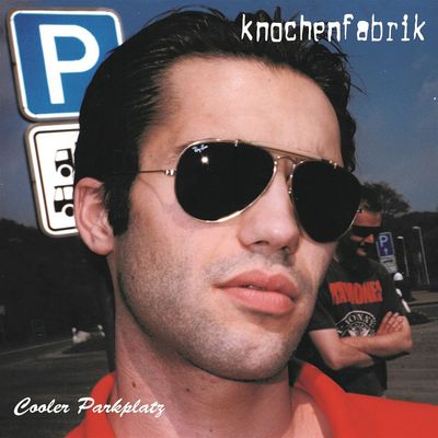 Knochenfabrik - Cooler Parkplatz